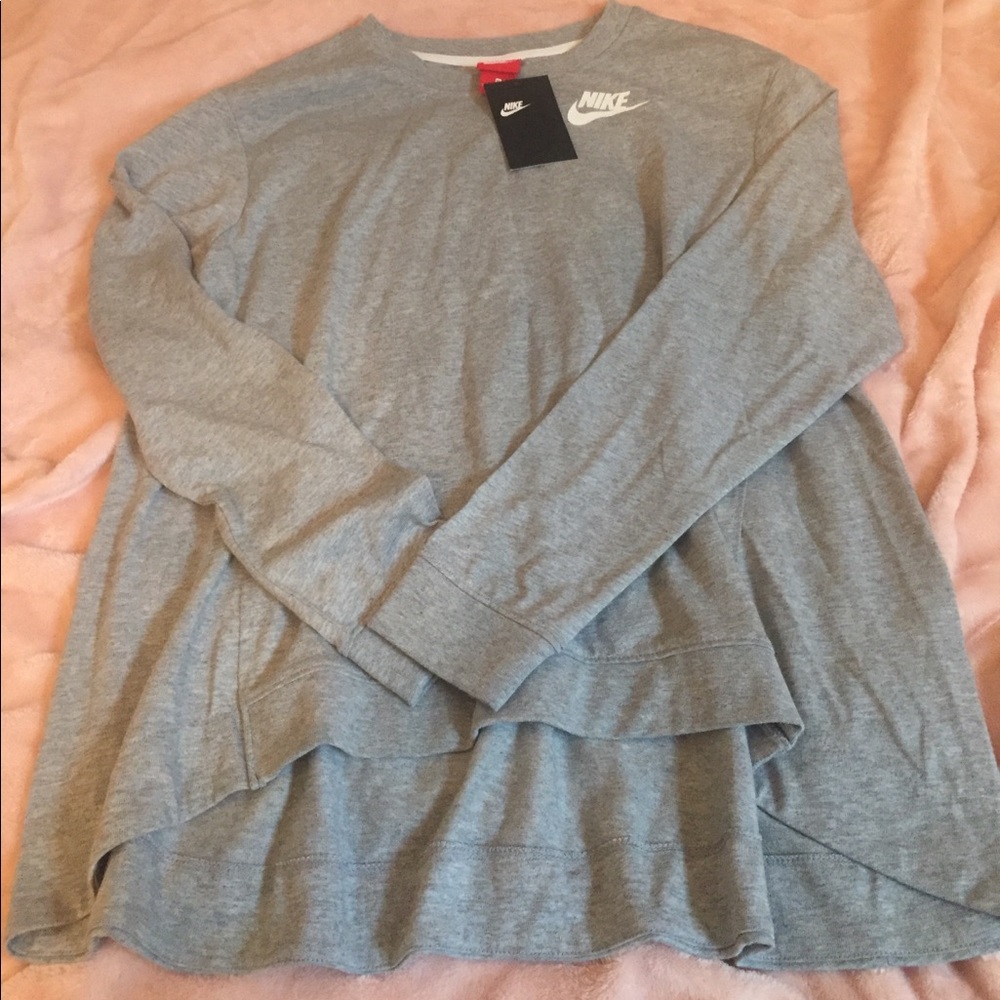 Women’s Nike sportswear gym classic crew